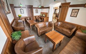 U Medvidku-Brewery Hotel